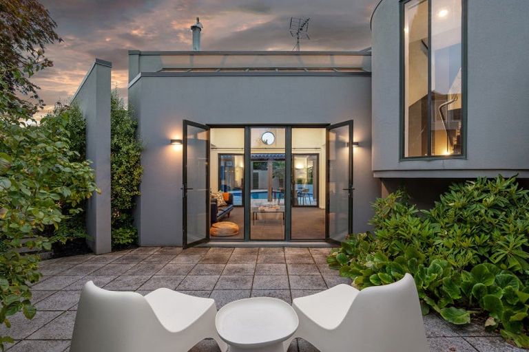 Photo of property in 8 Harrods Court, Ilam, Christchurch, 8053