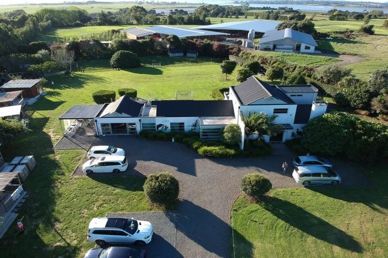 Photo of property in 209 Karaka Nth Road, Karaka, Papakura, 2580