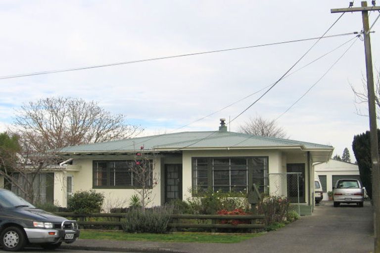 Photo of property in 203 Warwick Road, Mayfair, Hastings, 4122