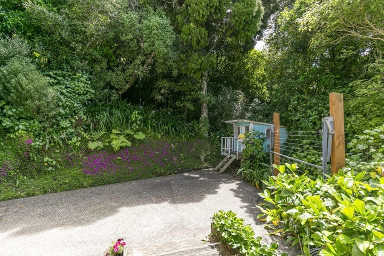 Photo of property in 7 Nepal Place, Khandallah, Wellington, 6035