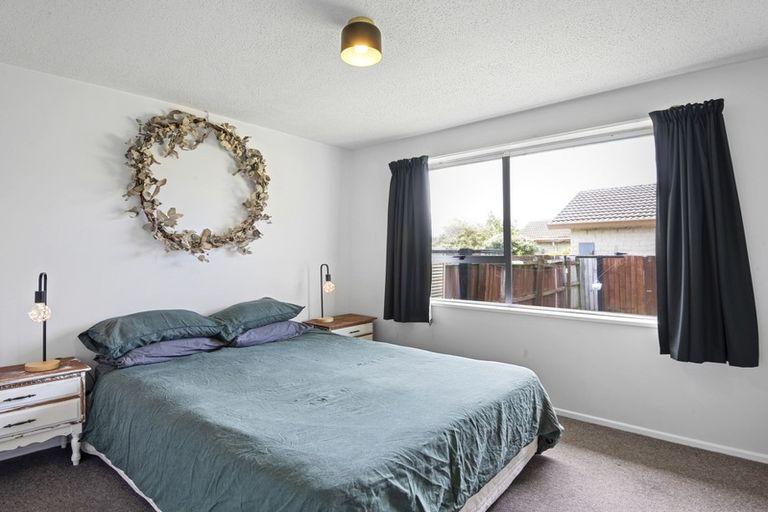 Photo of property in 2/46 Aldwins Road, Phillipstown, Christchurch, 8062