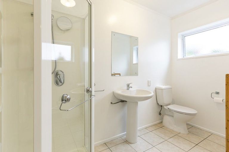 Photo of property in 107a Churton Drive, Churton Park, Wellington, 6037