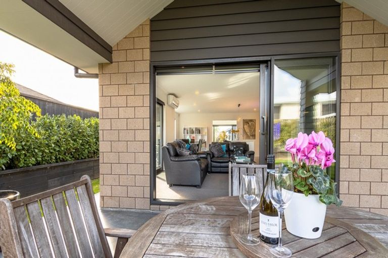 Photo of property in 31 Lilac Close, Cambridge, 3434