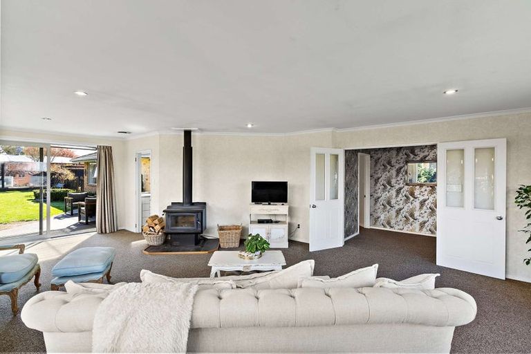 Photo of property in 238 Kingsbury Avenue, Rangiora, 7400