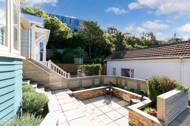 Photo of property in 13 Tainui Terrace, Mount Cook, Wellington, 6021