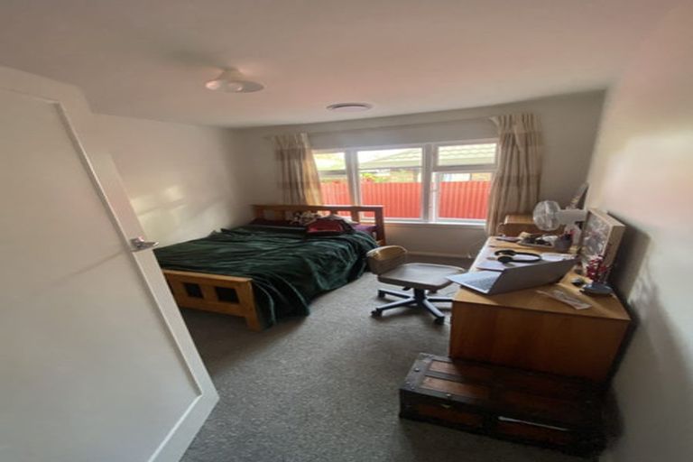 Photo of property in 87 Withells Road, Avonhead, Christchurch, 8042