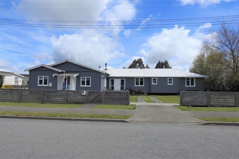 Photo of property in 12 Rangipo Street, Waiouru, 4825