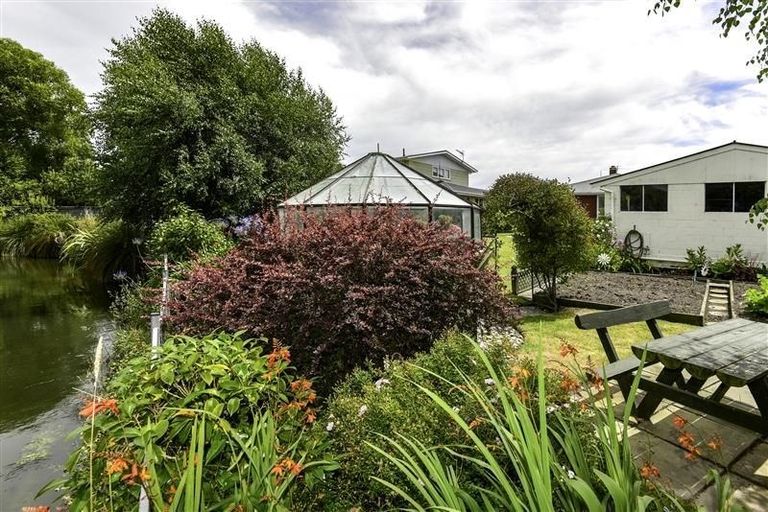 Photo of property in 43 Waiau Street, Cracroft, Christchurch, 8025