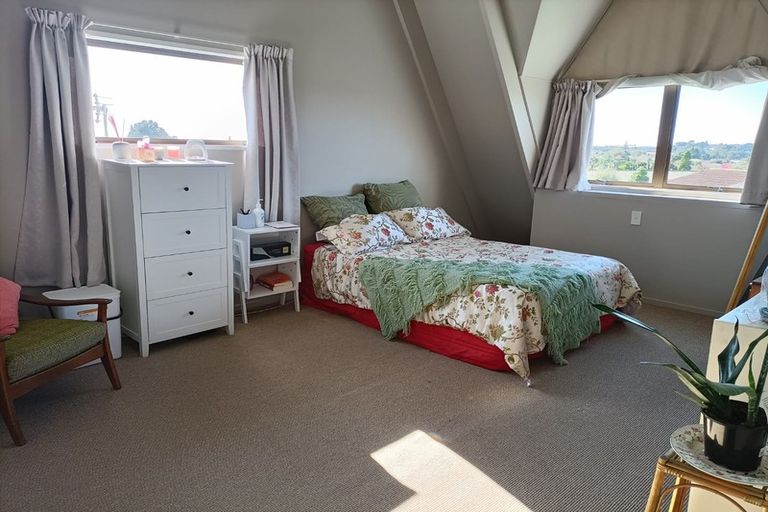 Photo of property in 10 O'connor Drive, Pukekohe, 2120