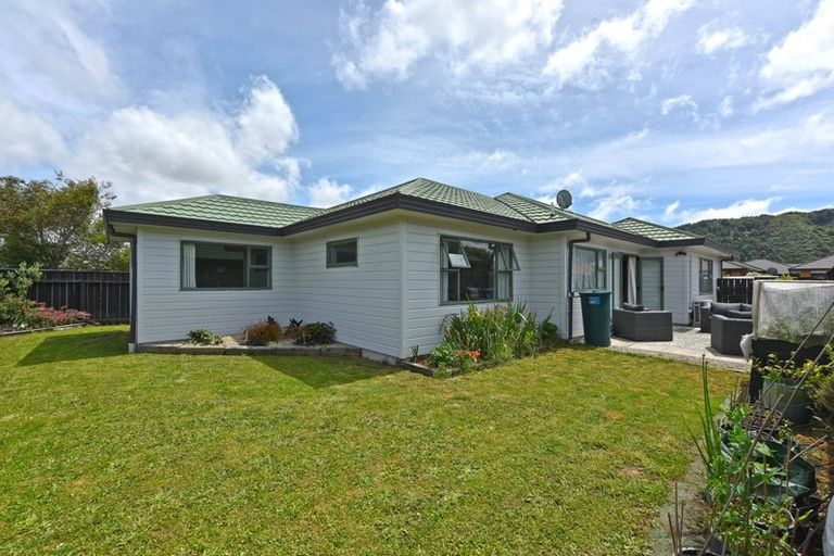 Photo of property in 3 Louis Street, Trentham, Upper Hutt, 5018