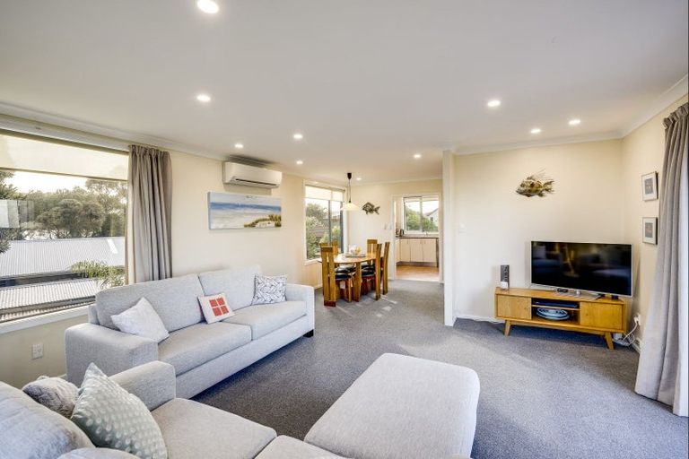 Photo of property in 6 Anthony Place, Bay View, Napier, 4104