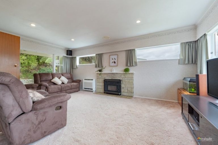 Photo of property in 40 Pembroke Street, Tawa, Wellington, 5028