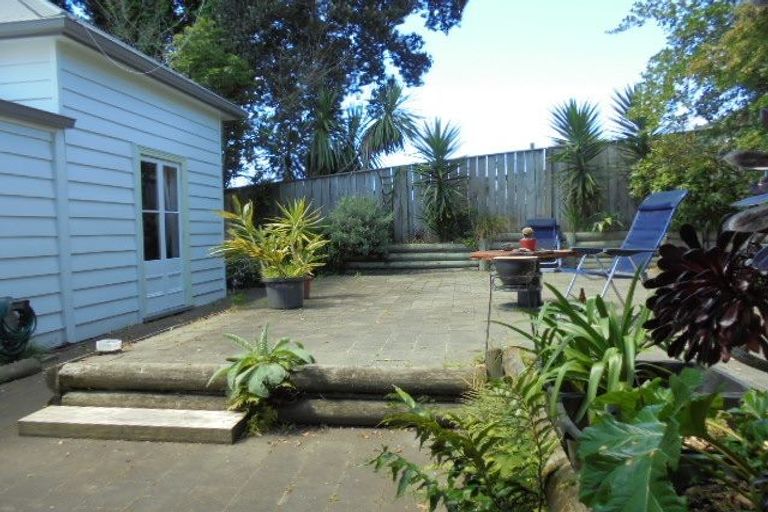 Photo of property in 17 Cameron Road, Bluff Hill, Napier, 4110