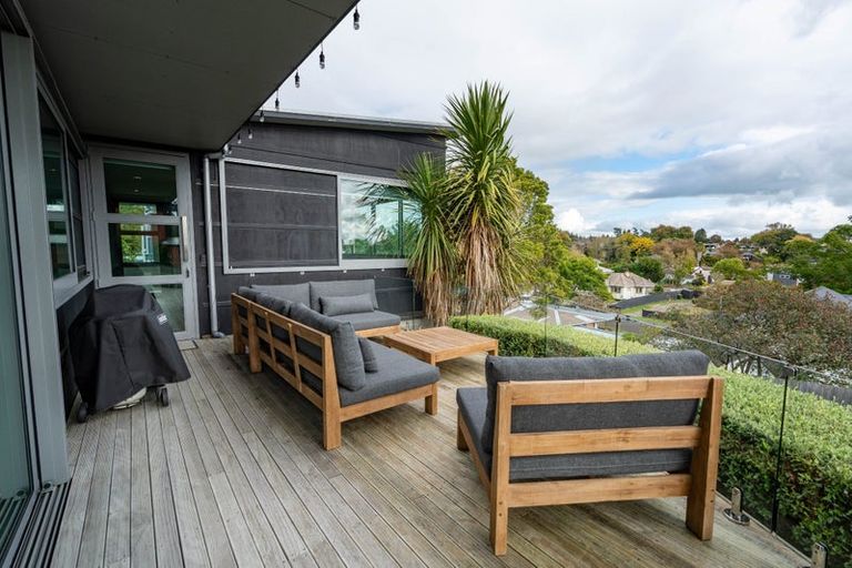 Photo of property in 34b Banbury Crescent, Fairfield, Hamilton, 3214