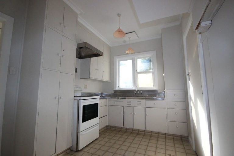 Photo of property in 41 Collingwood Street, Hokowhitu, Palmerston North, 4410