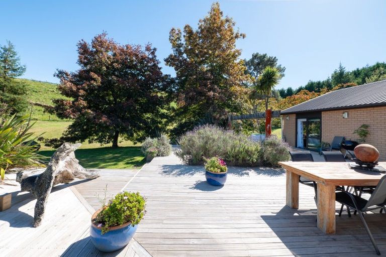 Photo of property in 34 Hepina Heights, Kinloch, Taupo, 3377