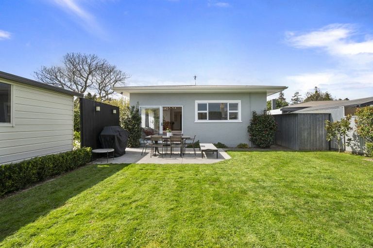 Photo of property in 42 Park Road, West End, Palmerston North, 4412