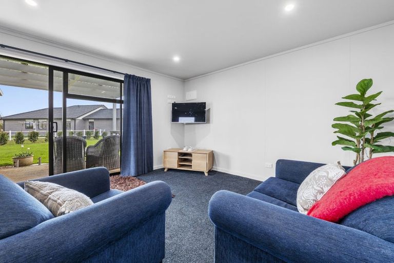 Photo of property in 342 Manutahi Road, Lepperton, New Plymouth, 4372