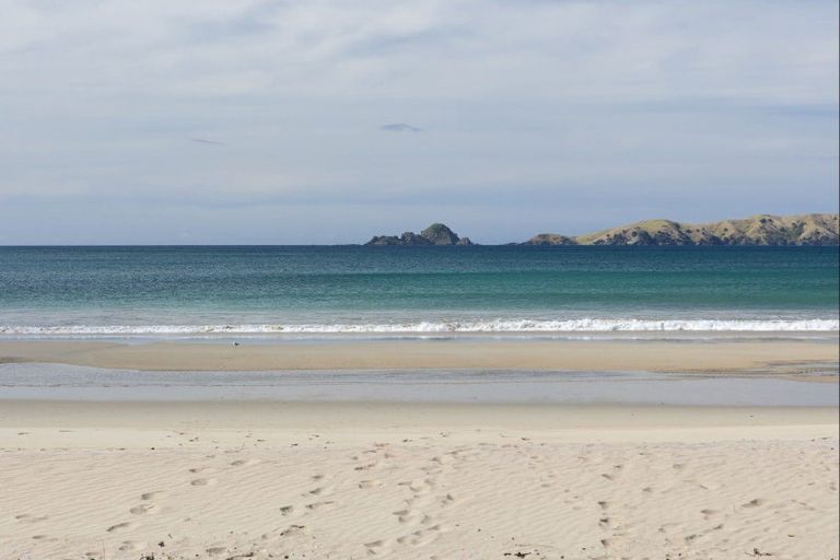 Photo of property in 18 Taupo Bay Road, Taupo Bay, Mangonui, 0494