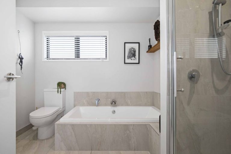 Photo of property in 10 Flynn Road, Pukekohe, 2120