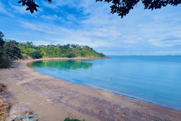 Photo of property in 53 Kennedy Point Road, Surfdale, Waiheke Island, 1081