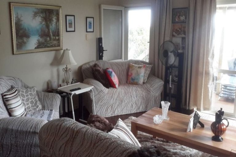 Photo of property in 65a Reynella Drive, Massey, Auckland, 0614