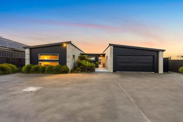 Photo of property in 65 The Esplanade, Pegasus, 7612