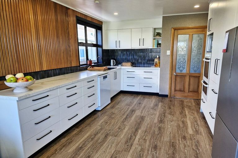 Photo of property in 55 Main South Road, Karoro, Greymouth, 7805