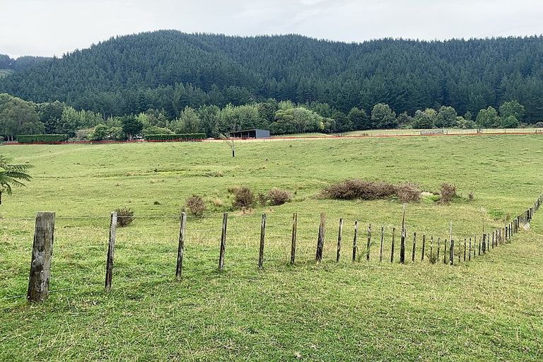 Photo of property in 30-36 Emerald Hills Road, Koputaroa, Levin, 5571