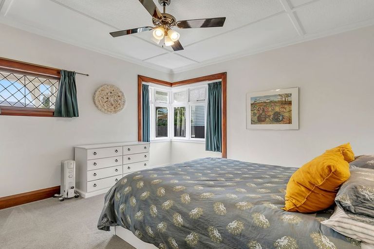 Photo of property in 38 Palmer Crescent, Silverstream, Upper Hutt, 5019