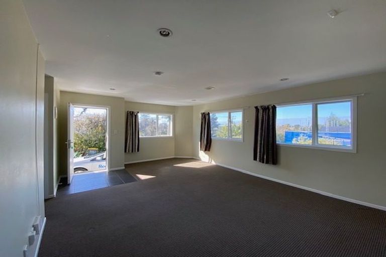 Photo of property in 33 Lake Road, Devonport, Auckland, 0624