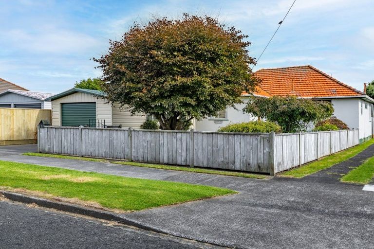 Photo of property in 1/5 Timandra Street, Welbourn, New Plymouth, 4312