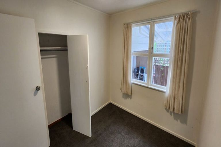 Photo of property in 62a Captain Scott Road, Glen Eden, Auckland, 0602