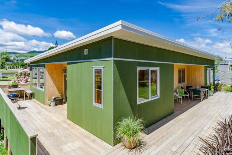 Photo of property in 54a Renown Road, Raumati South, Paraparaumu, 5032