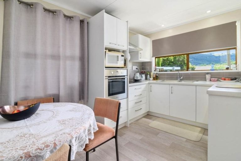 Photo of property in 36b Homedale Street, Pukehangi, Rotorua, 3015