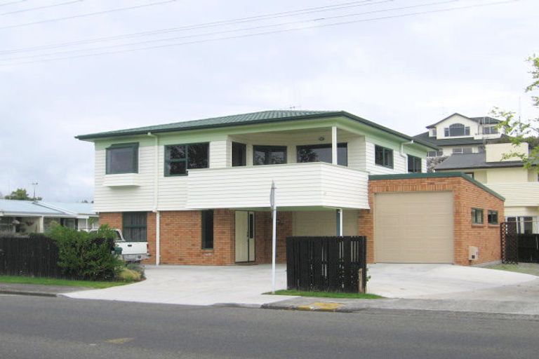 Photo of property in 32 Vale Street, Otumoetai, Tauranga, 3110