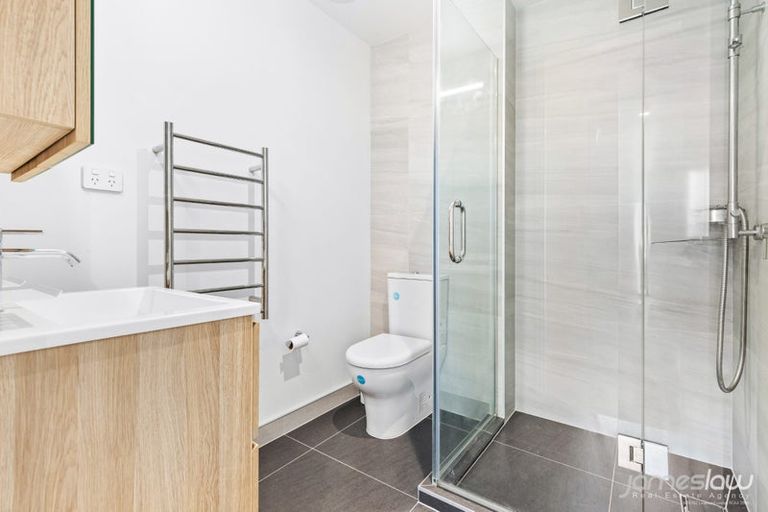 Photo of property in 205/1 Buscomb Avenue, Henderson, Auckland, 0610