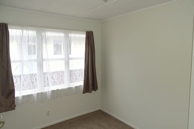 Photo of property in 36 Pah Road, Papatoetoe, Auckland, 2025