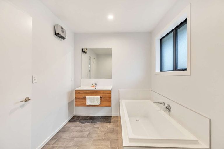 Photo of property in 14 Nathaniel Archer Street, Woodend, 7610