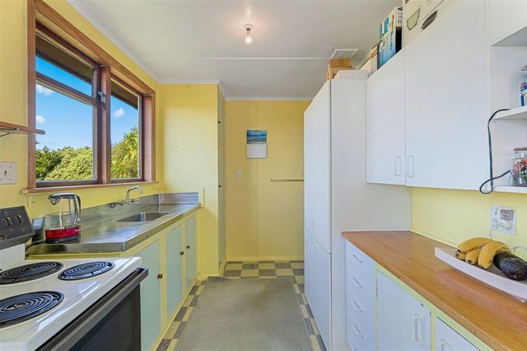 Photo of property in 56 Kotuku Street, Elsdon, Porirua, 5022