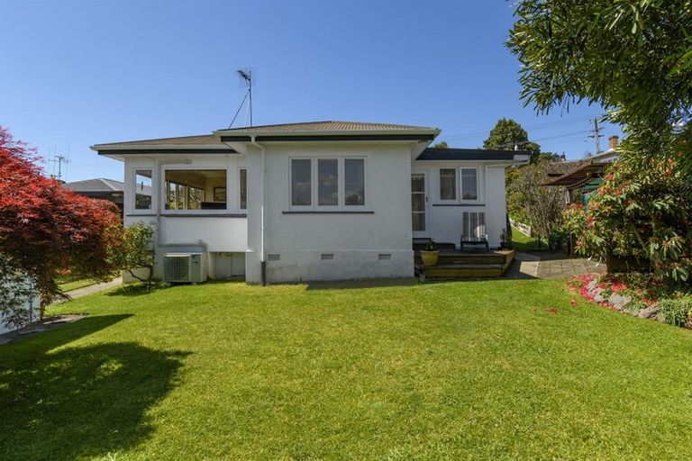 Photo of property in 20b Otumoetai Road, Judea, Tauranga, 3110