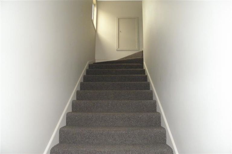 Photo of property in 12 Douglas Street, Grasmere, Invercargill, 9810