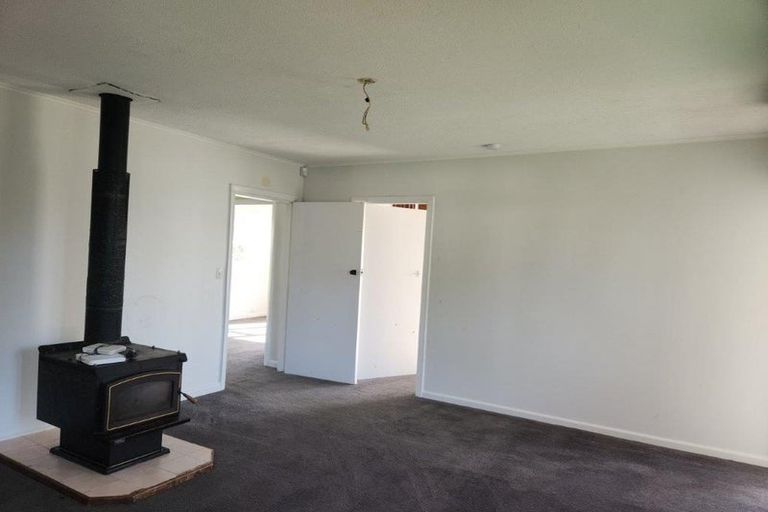 Photo of property in 6 Camden Street, Northcote, Christchurch, 8052