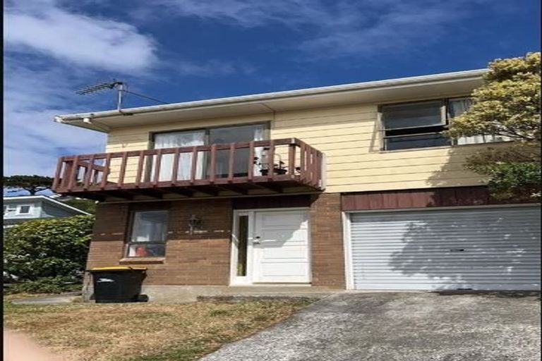 Photo of property in 27 Old Coach Road, Johnsonville, Wellington, 6037