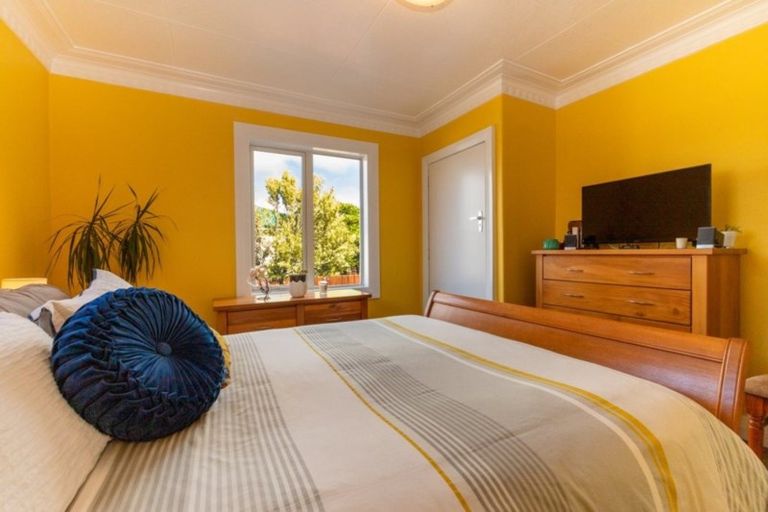 Photo of property in 16 Severn Street, Mosgiel, 9024