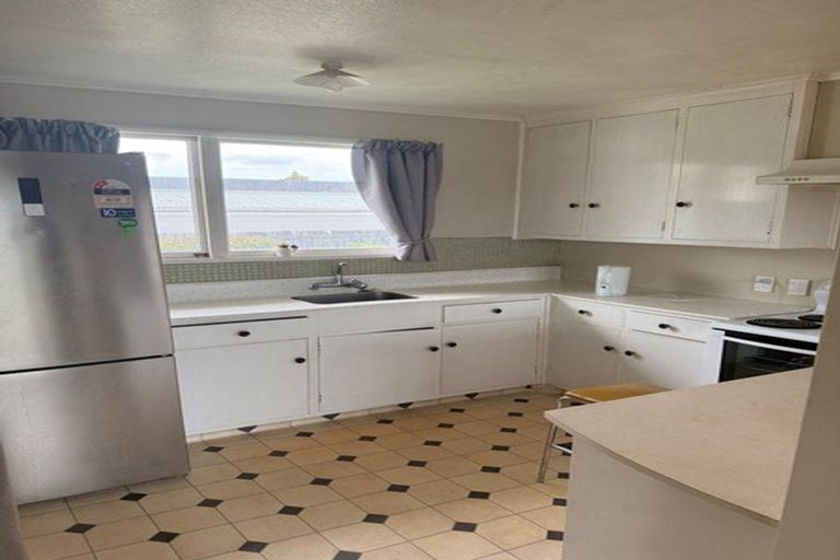 Photo of property in 1/55 Oakhampton Street, Hornby, Christchurch, 8042