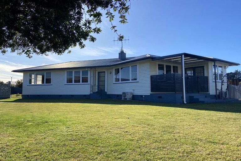 Photo of property in 14 Clarence Cox Crescent, Pirimai, Napier, 4112