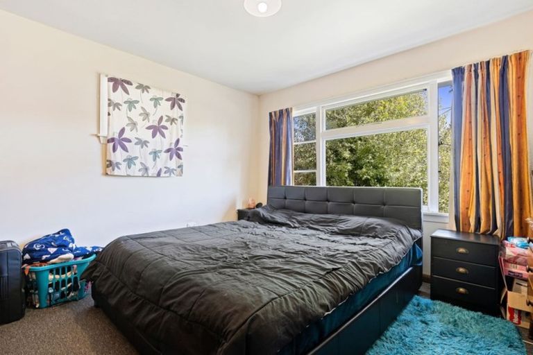 Photo of property in 143 Olliviers Road, Phillipstown, Christchurch, 8011