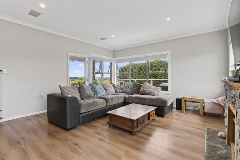 Photo of property in 161 Ranganui Road, Kaiwaka, 0573