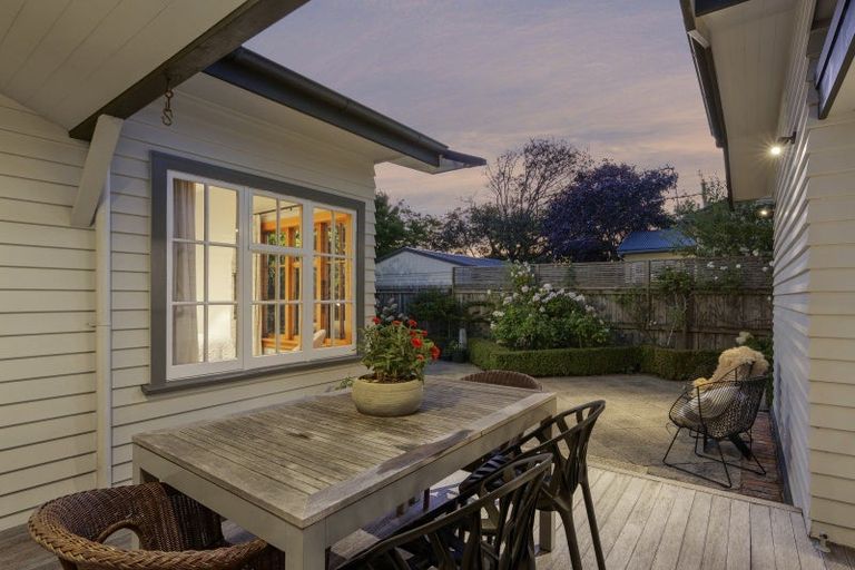 Photo of property in 24 Rudleigh Avenue, Upper Riccarton, Christchurch, 8041